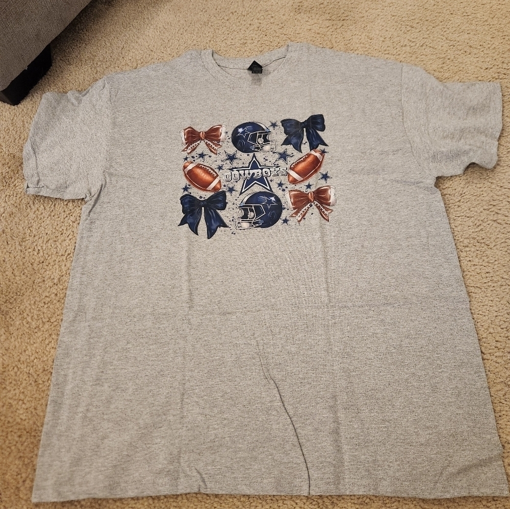 Womens Gray Cowboys Footballโ Printed T Shirt Short Sleeve Size XL Gildan #E117